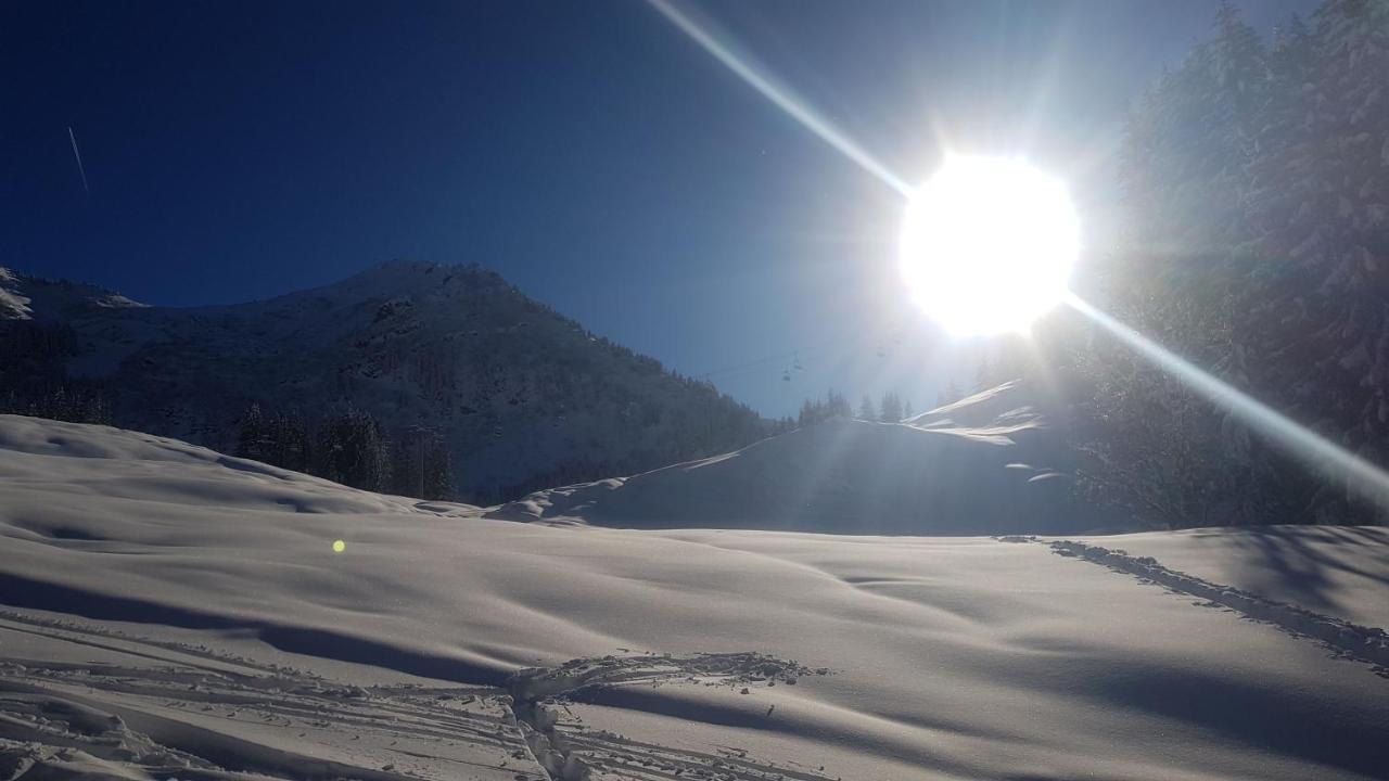Les Frahans Samoëns Екстериор снимка