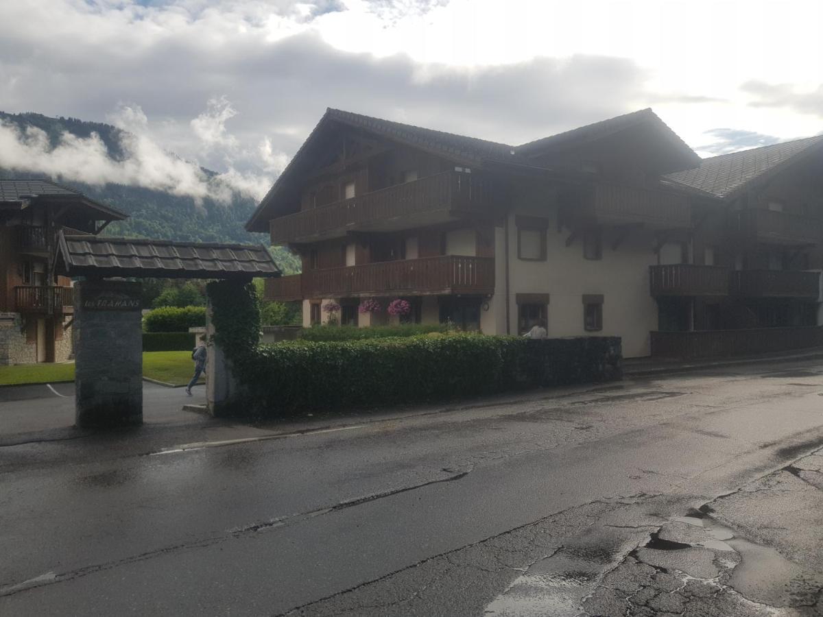 Les Frahans Samoëns Екстериор снимка